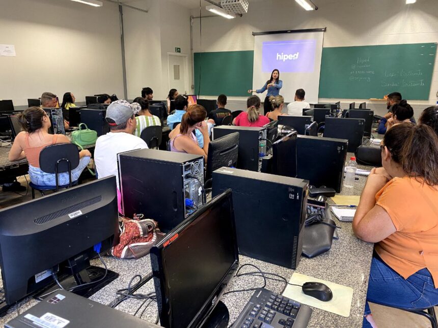 Prefeitura oferece cursos de Social Media e mais 8 cursos gratuitos em bairros da Capital