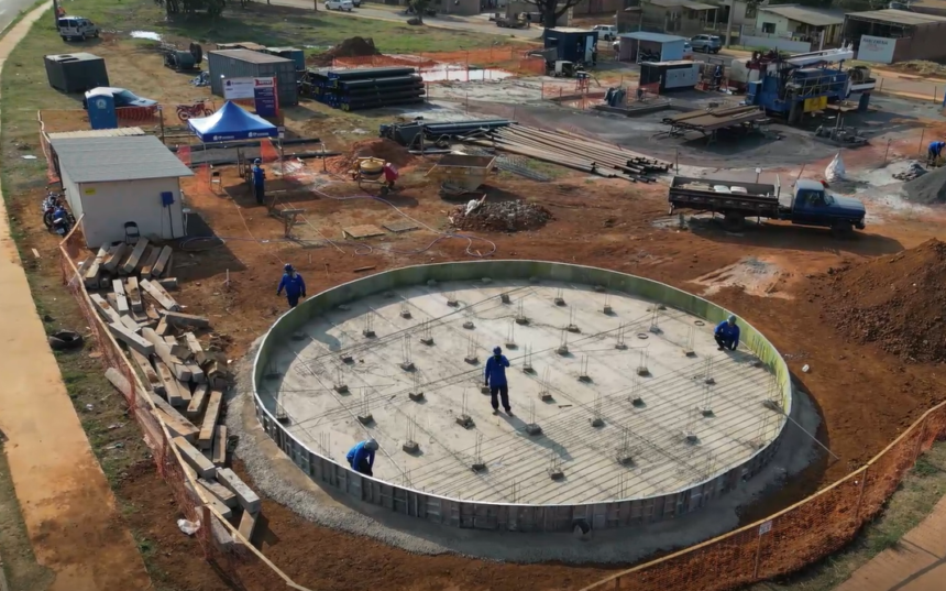 Implantação de super poços pela Águas Guariroba garante segurança hídrica, em Campo Grande