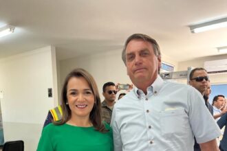 Bolsonaro diz que página está virada e anuncia apoio a Adriane no segundo turno