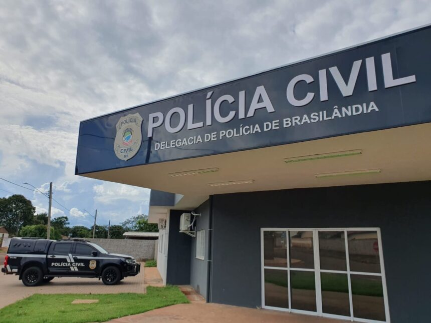 Irmão desbloqueia celular pra “amigo” gravar e divulgar vídeos íntimos de jovem de 19 anos