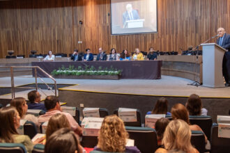 Presidente do TCE-MS participa de Seminário de Direitos da Criança e do Adolescente na DPE